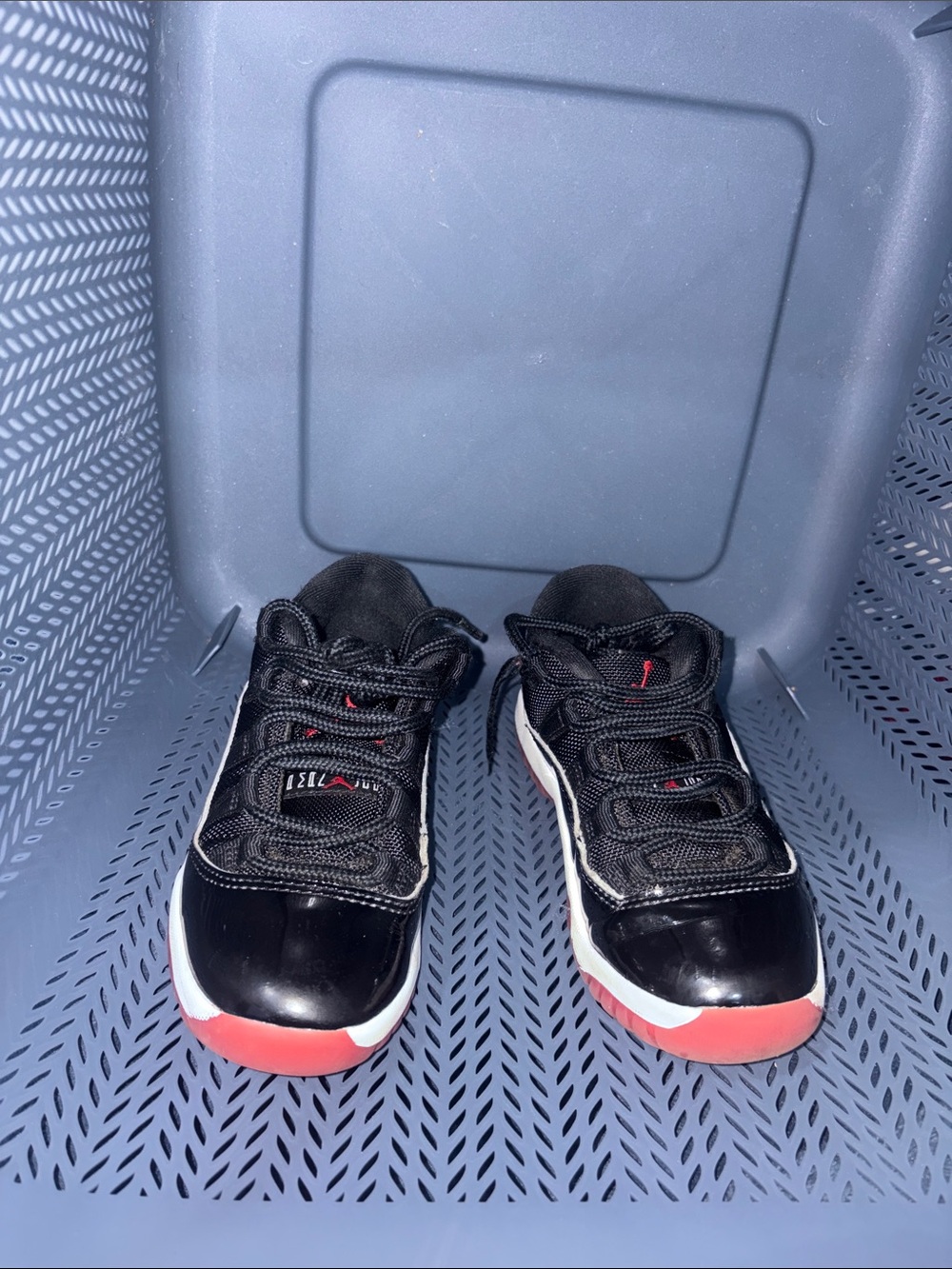 Jordan Kids Black and Red Low-Top Sneakers